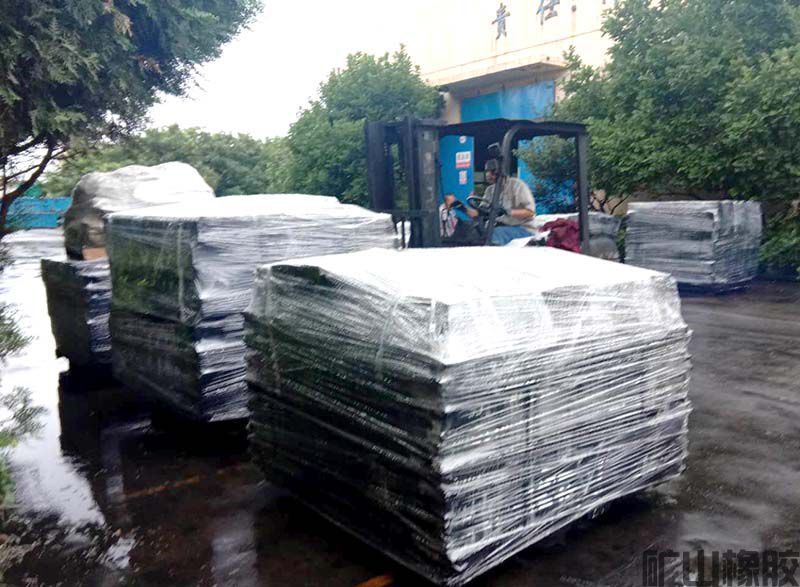 细雨中……(图2)